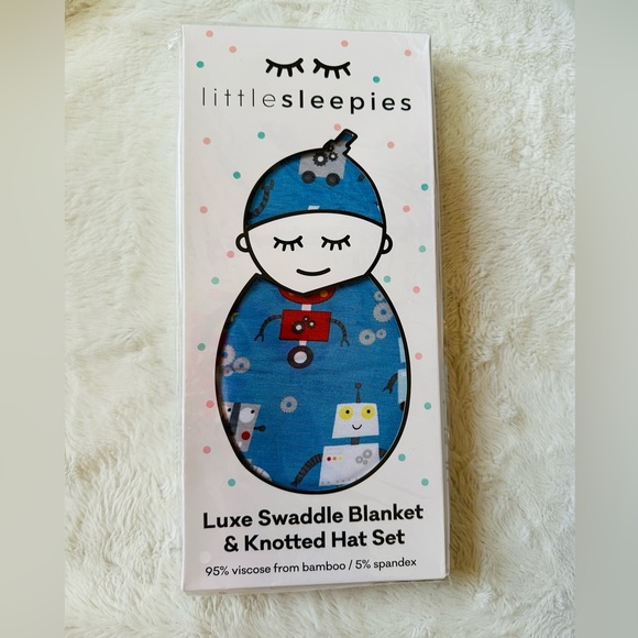 🤖NIB LS Robot Party Swaddle Set🤖 - Picture 3 of 3